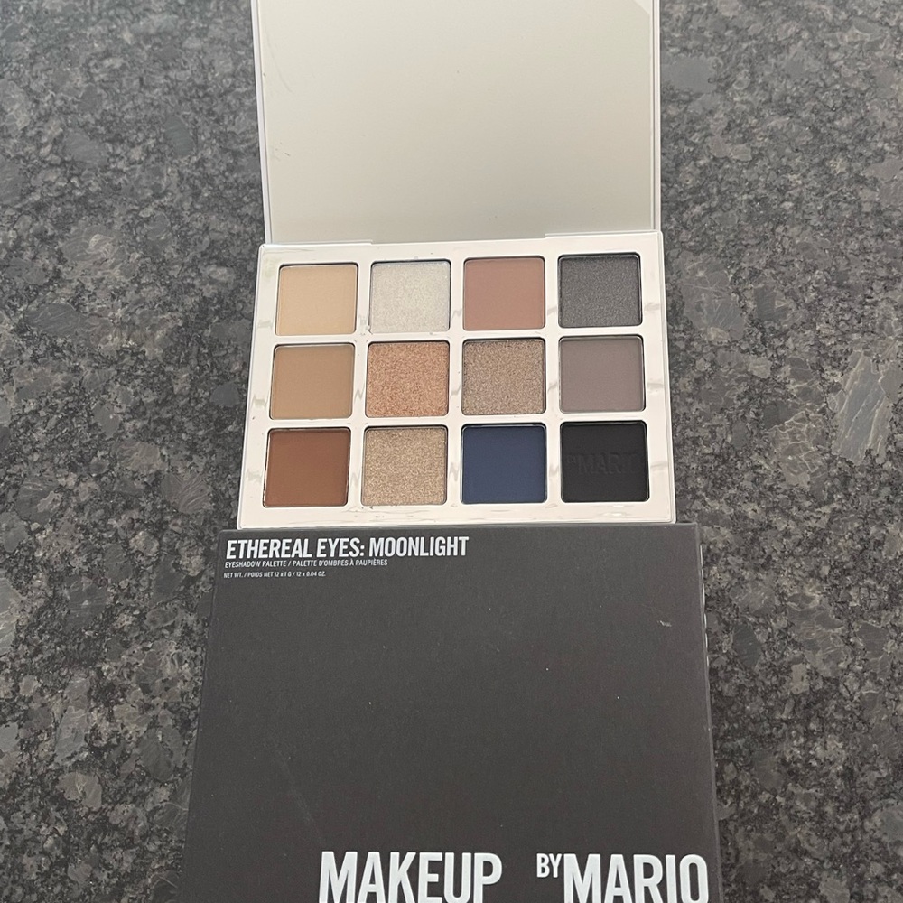 Makeup by Mario Ethereal Eyes Moonlight 12
Shades, 4 finishes it’s so pretty! - Picture 9 of 10